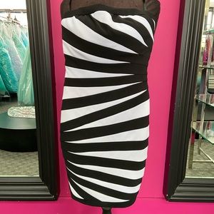 YNES USA evening short dress